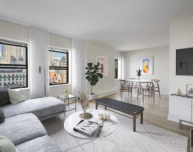 West 34th Street - Photo Thumbnail 1