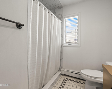 41 Poplar Avenue - Photo Thumbnail 15