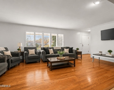 41 Poplar Avenue - Photo Thumbnail 1