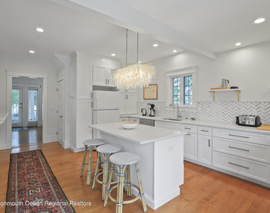 606 3rd Avenue - Photo Thumbnail 12