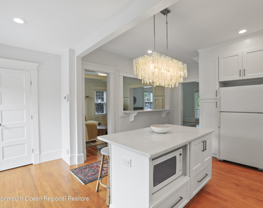 606 3rd Avenue - Photo Thumbnail 16