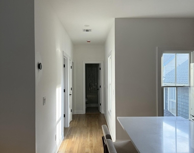 22 Atlantic Avenue - Photo Thumbnail 4
