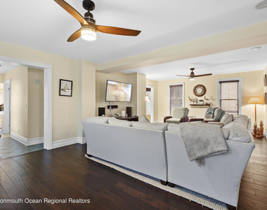 513 Ocean Park Avenue - Photo Thumbnail 11