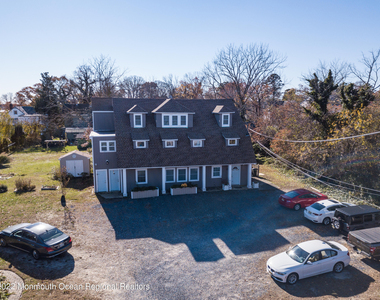 154 Vansant Avenue - Photo Thumbnail 7