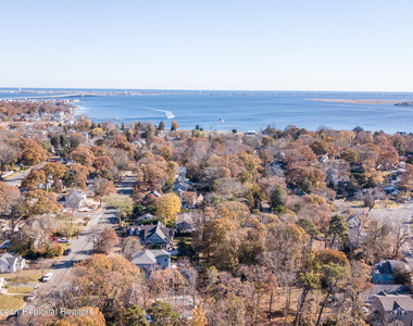 154 Vansant Avenue - Photo Thumbnail 8