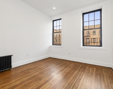 184 Claremont Avenue - Photo Thumbnail 1