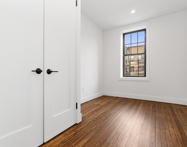 184 Claremont Avenue - Photo Thumbnail 3