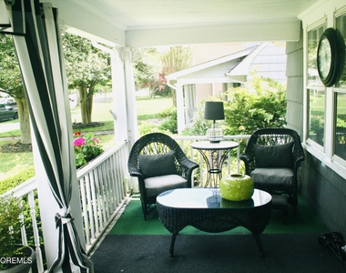 312 Boston Boulevard - Photo Thumbnail 3