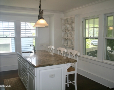 312 Boston Boulevard - Photo Thumbnail 13