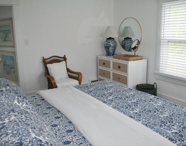 312 Boston Boulevard - Photo Thumbnail 22