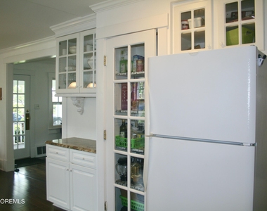 312 Boston Boulevard - Photo Thumbnail 14