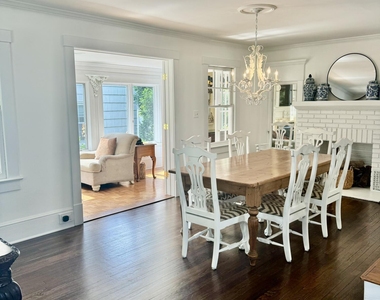 312 Boston Boulevard - Photo Thumbnail 5