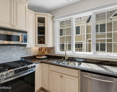 22 Mckinley Street - Photo Thumbnail 14