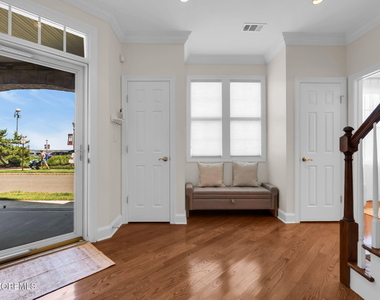 22 Mckinley Street - Photo Thumbnail 3