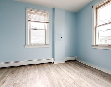 13 Decatur Avenue - Photo Thumbnail 40