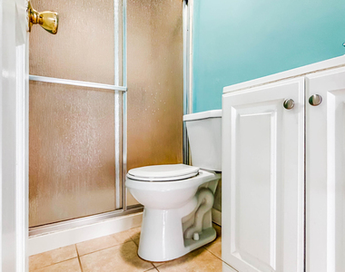 13 Decatur Avenue - Photo Thumbnail 22