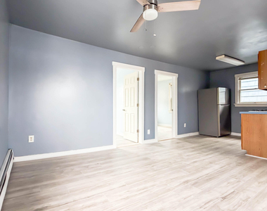 13 Decatur Avenue - Photo Thumbnail 18