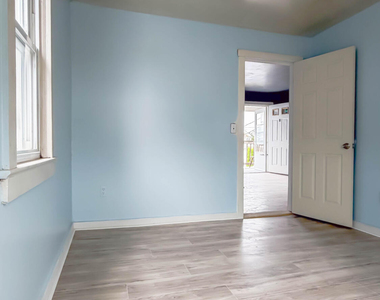 13 Decatur Avenue - Photo Thumbnail 33