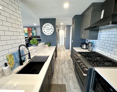 510 Deal Lake Drive - Photo Thumbnail 7