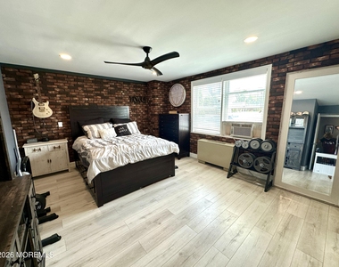 510 Deal Lake Drive - Photo Thumbnail 9
