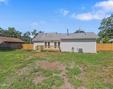 477 Glenwood Avenue - Photo Thumbnail 7