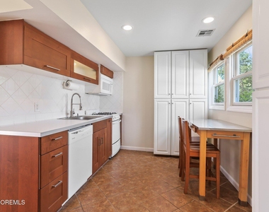 477 Glenwood Avenue - Photo Thumbnail 16