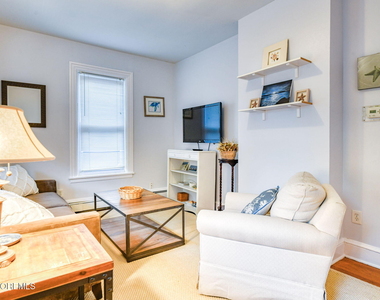 120 Mount Tabor Way - Photo Thumbnail 5