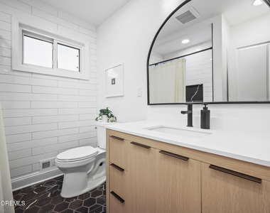 13 Woodland Road - Photo Thumbnail 25