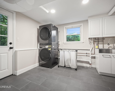 13 Woodland Road - Photo Thumbnail 26