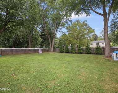 13 Woodland Road - Photo Thumbnail 28