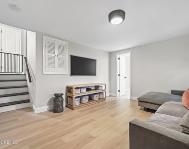 13 Woodland Road - Photo Thumbnail 8