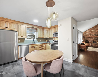 13 Woodland Road - Photo Thumbnail 13
