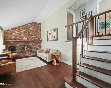 13 Woodland Road - Photo Thumbnail 10