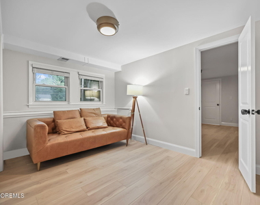13 Woodland Road - Photo Thumbnail 4
