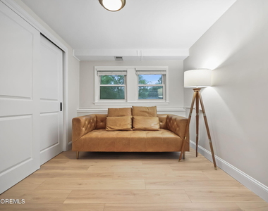 13 Woodland Road - Photo Thumbnail 5