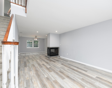 75 Mc Kinley Drive - Photo Thumbnail 1