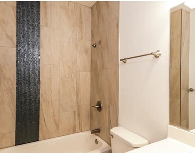 506 W Latona Road - Photo Thumbnail 11