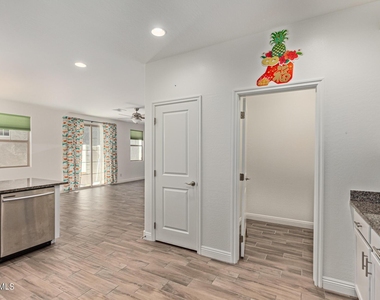 6915 E Boise Street - Photo Thumbnail 17