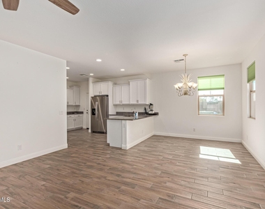 6915 E Boise Street - Photo Thumbnail 10