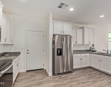 6915 E Boise Street - Photo Thumbnail 15