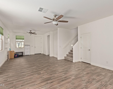 6915 E Boise Street - Photo Thumbnail 9