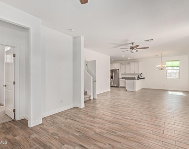 6915 E Boise Street - Photo Thumbnail 5