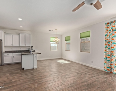6915 E Boise Street - Photo Thumbnail 7