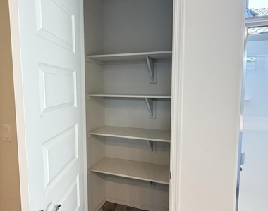 8529 S 67th Drive - Photo Thumbnail 36