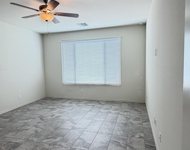 8529 S 67th Drive - Photo Thumbnail 31