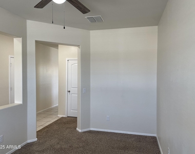 3745 N 298th Avenue - Photo Thumbnail 7