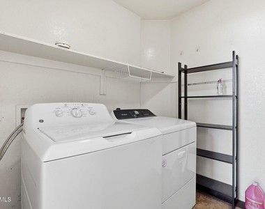 1166 E Stottler Drive - Photo Thumbnail 24
