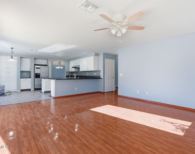 1166 E Stottler Drive - Photo Thumbnail 9