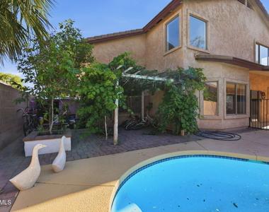 1166 E Stottler Drive - Photo Thumbnail 33