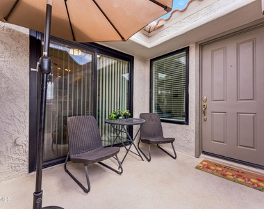 10115 E Mountain View Road - Photo Thumbnail 2